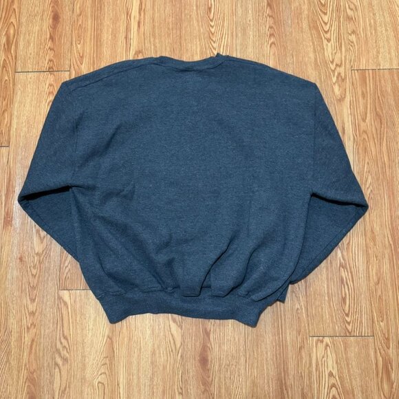 Vintage 2000s Russell Athletic Gray Blank Sweatshirt‎ - Picture 2 of 5